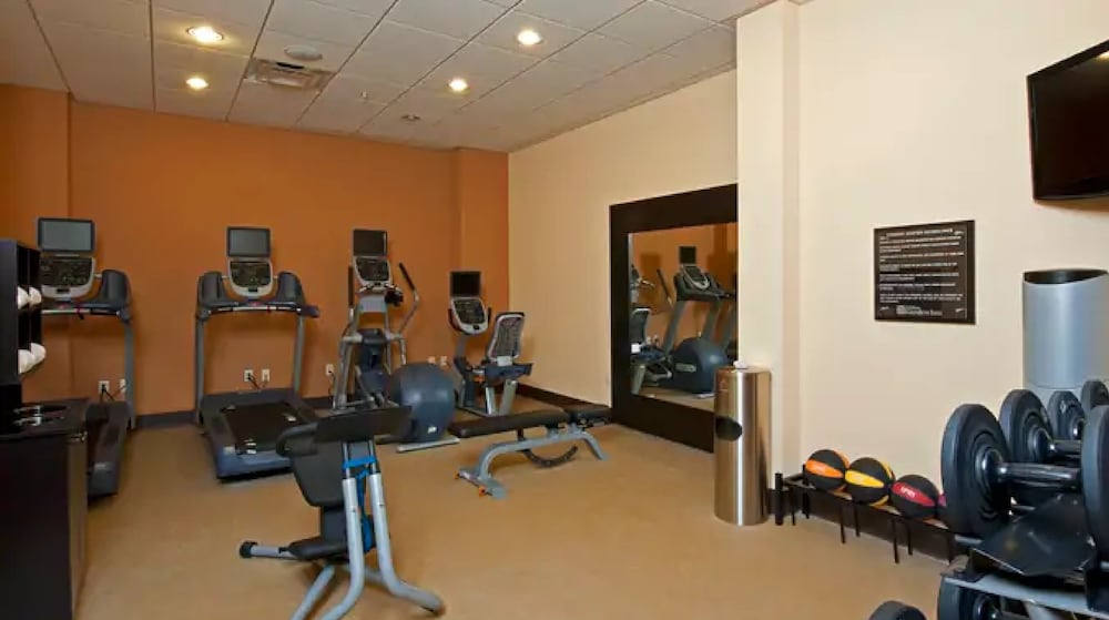 Hilton Garden Inn Milwaukee Downtown - photo 38