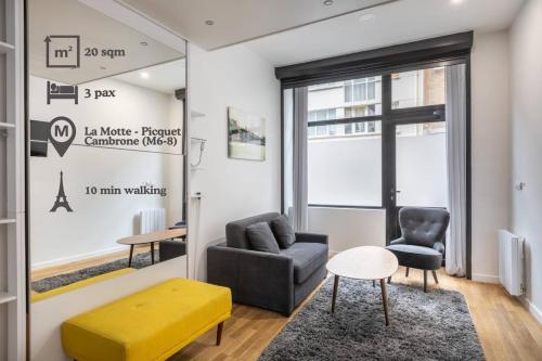 Cosy studio 1 Grenelle Eiffel Tower - last minute hotel in Paris
