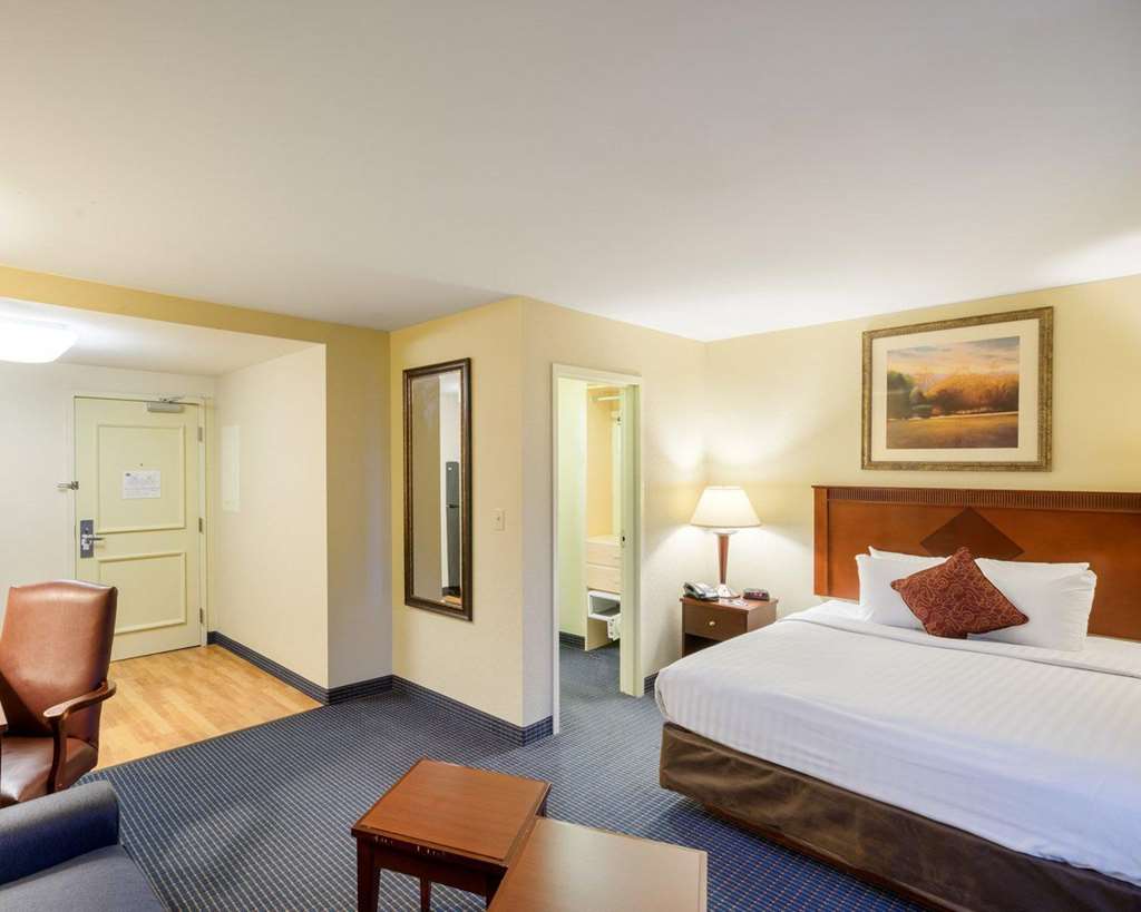 MainStay Suites Dover - photo 18