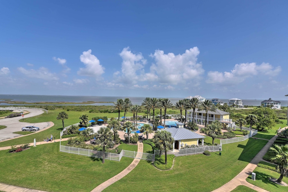 Bay Views Family Friendly Galveston Resort House - photo 26