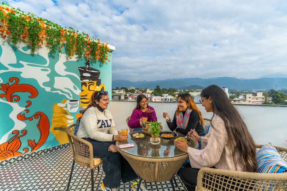 The Social Stays Dehradun — Dehra Dun