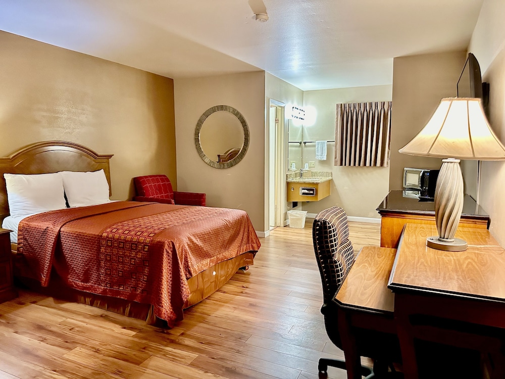 Franciscan Inn - photo 11