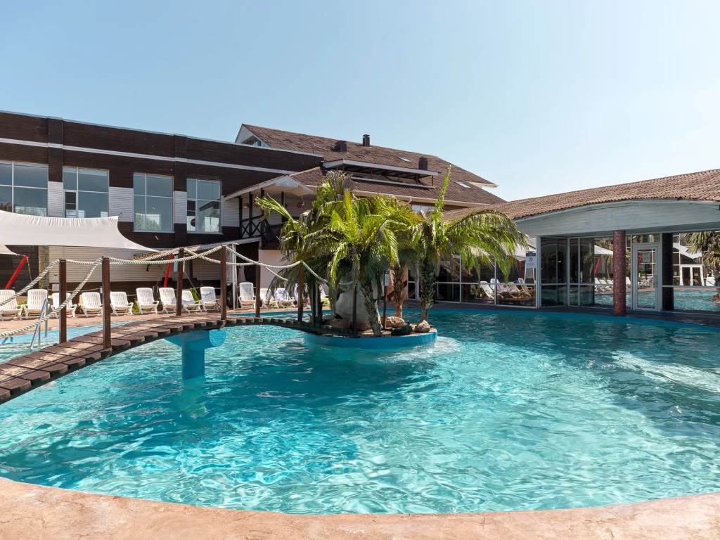 Dolphin Planet Hotel in Yaroslavl, Russia