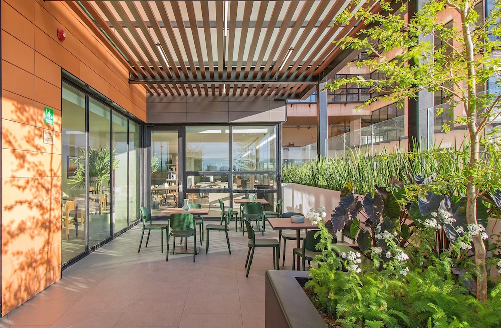 Staybridge Suites Guadalajara Novena by IHG