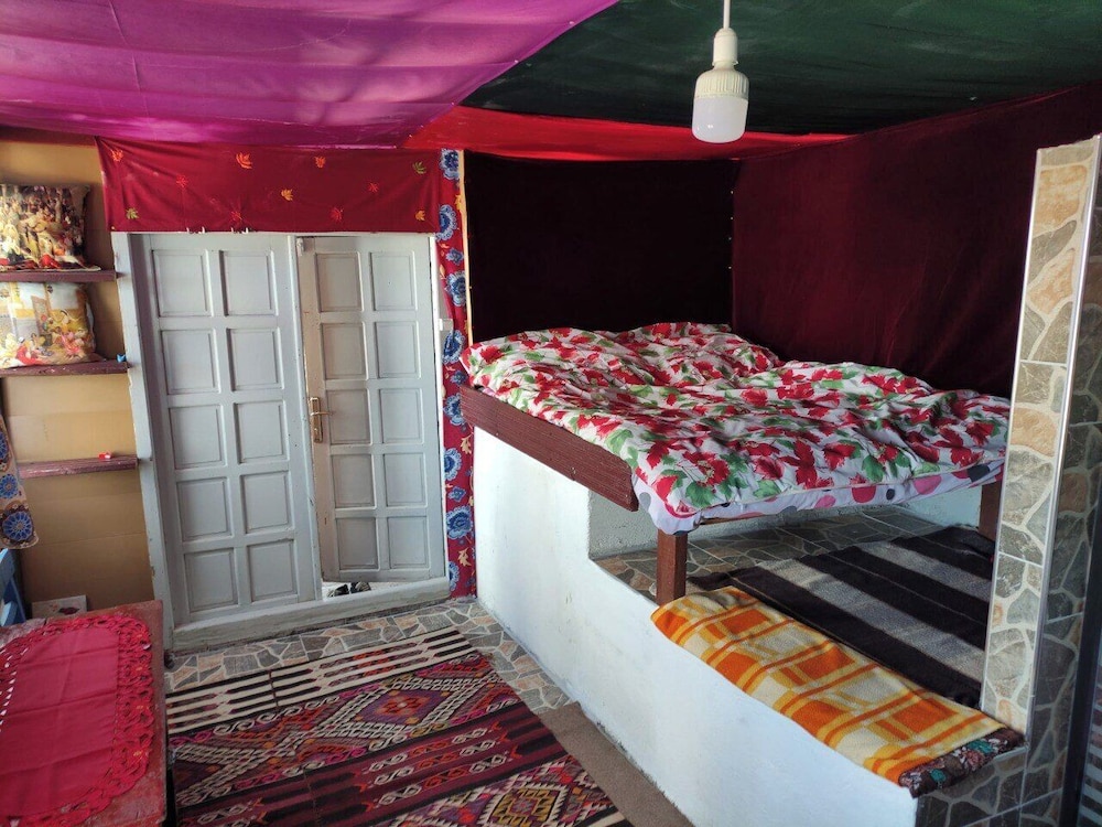 Dede Sebo Camping 19439976 — Dogubayazit