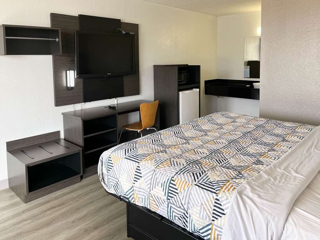 Motel 6 Baton Rouge LA Southeast - photo 8