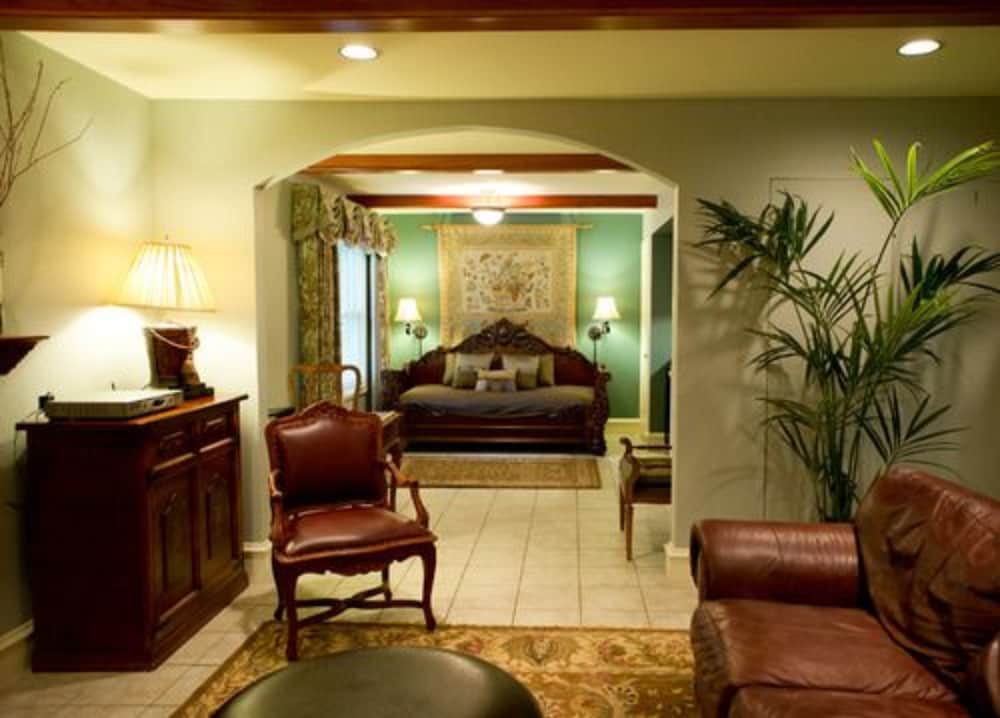 The Sanford House Inn & Spa - photo 9