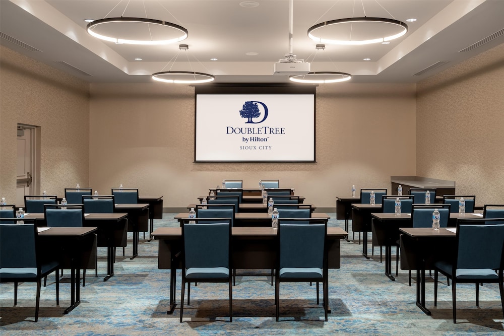 DoubleTree by Hilton Sioux City - photo 30