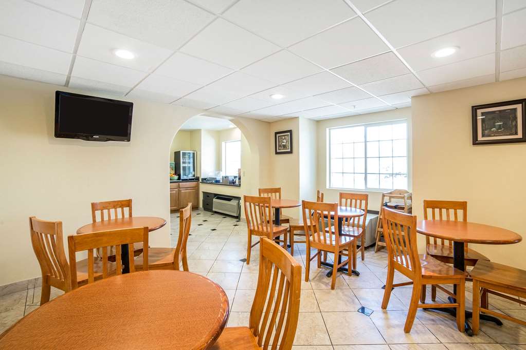 Quality Inn & Suites Elko - photo 31