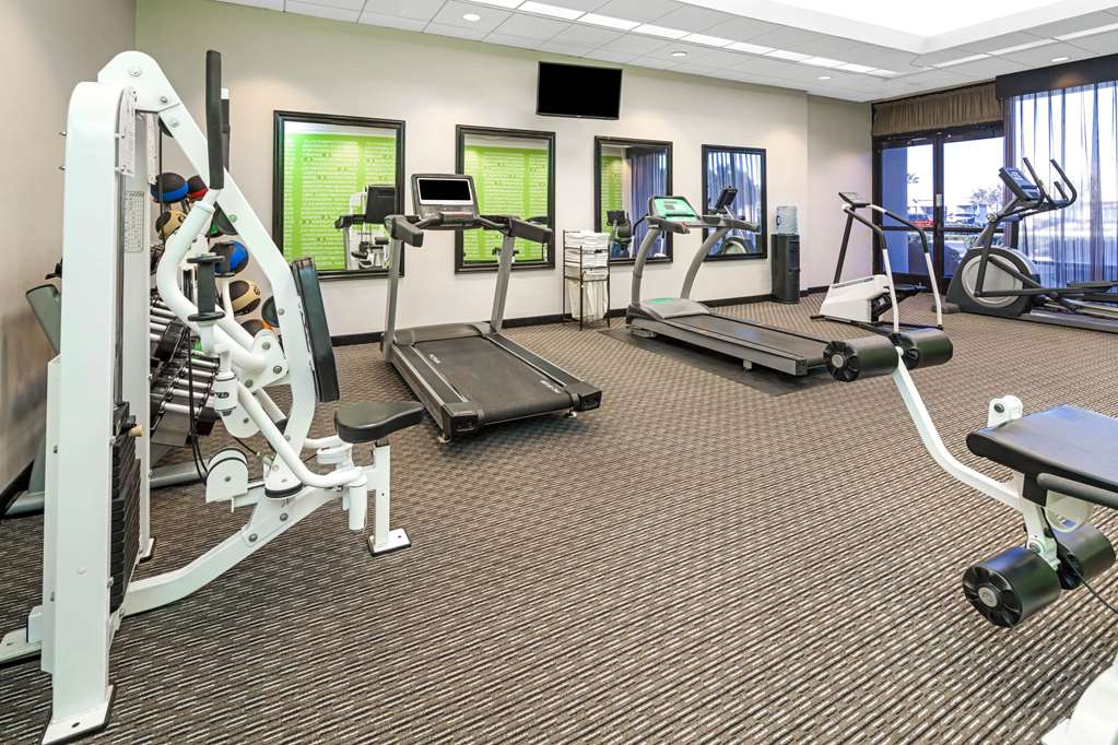 La Quinta Inn & Suites by Wyndham Buena Park - photo 11