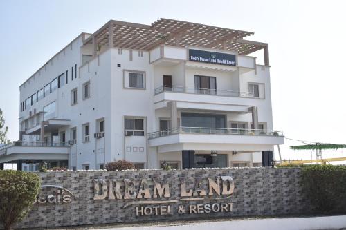 Bedi’s Dream Land Hotel & Resort in Ajodhya, India
