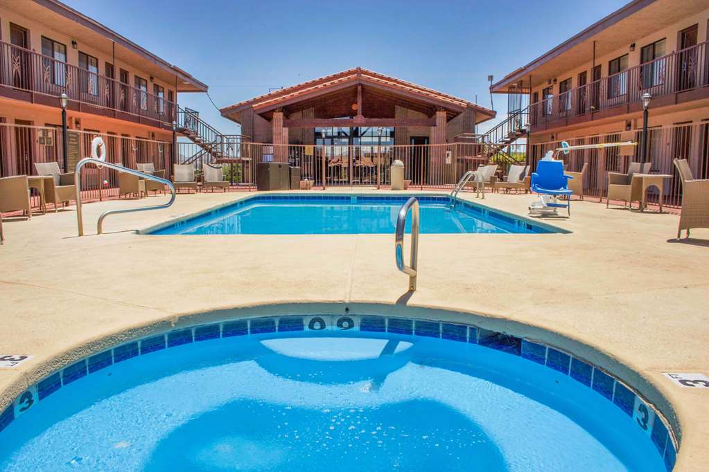 Quality Inn Benson I 10 Exit 304 - photo 23