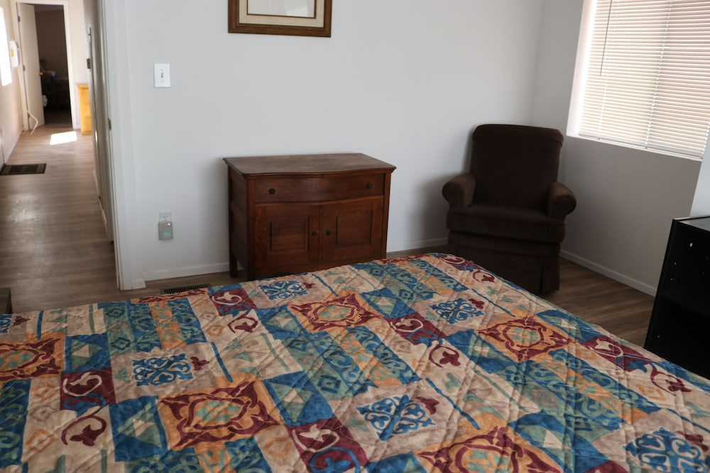 Grand Canyon Caverns Inn - photo 10