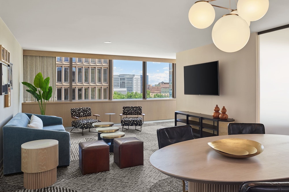 Sheraton Denver Downtown Hotel - photo 37