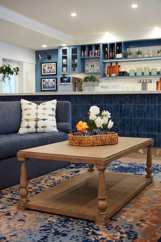 The Lodge at Healdsburg tapestry Collection by Hilton - photo 4