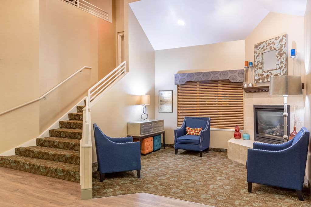 Days Inn by Wyndham Eagan Minnesota Near Mall of America - photo 7