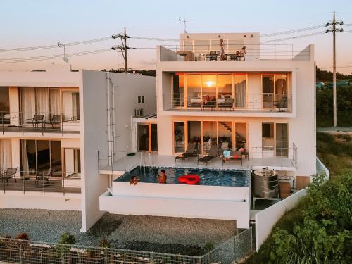 Blue Rela Luxe Resort Okinawa in Ishikawa, Japan