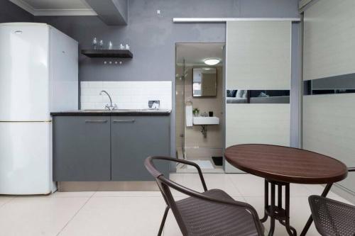 Simple Studio in Sea Point