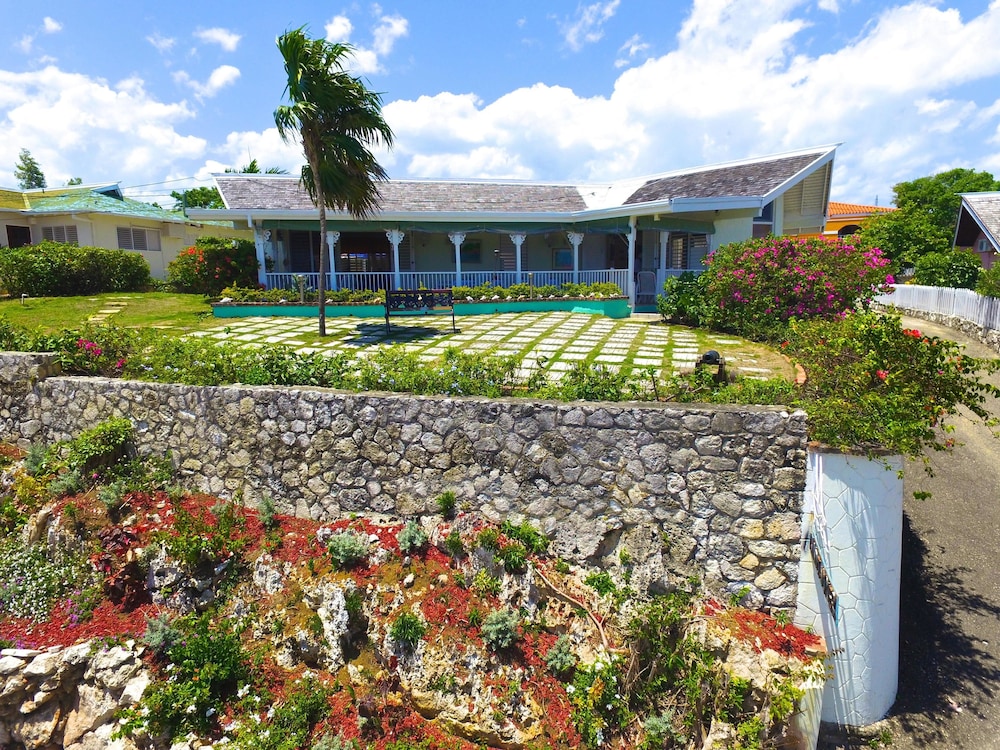 Windjammer 4br By Jamaican Treasures 10364767 — Oracabessa
