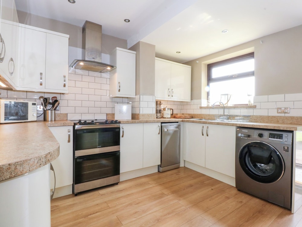Fairfield — 4-Star Luxury Hotel in Pwllheli, United Kingdom