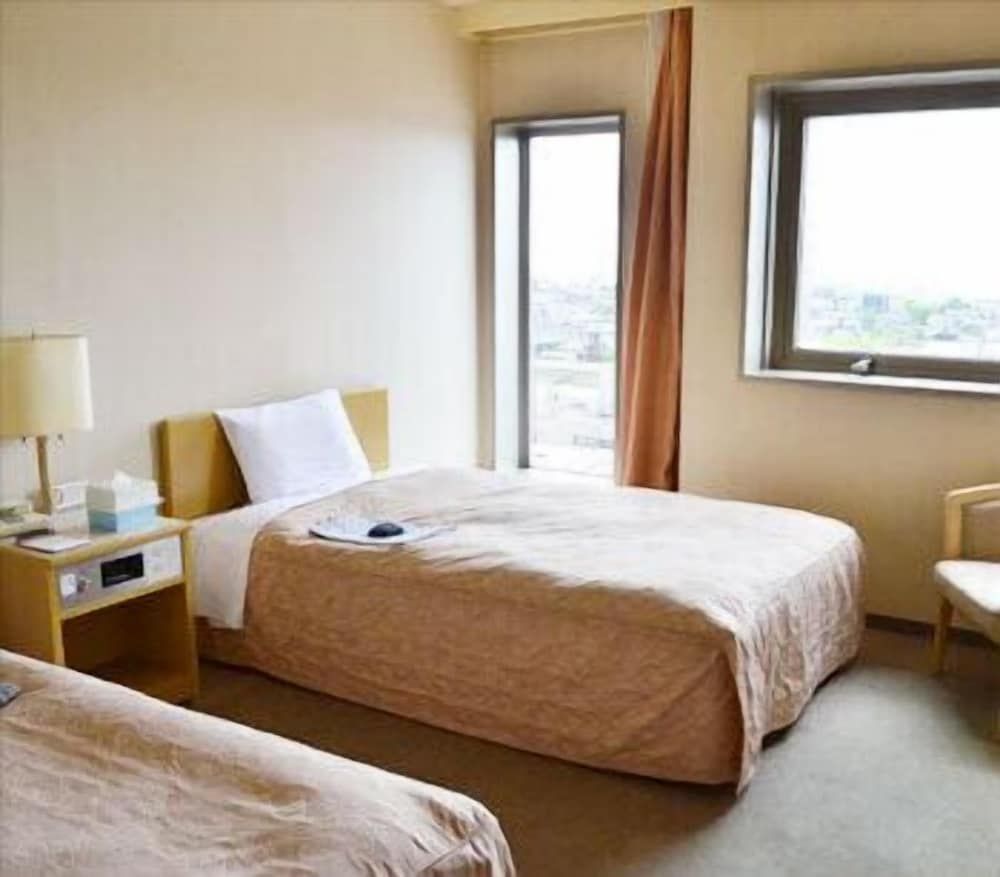 Minamikan - carbon neutral hotel in Uozu
