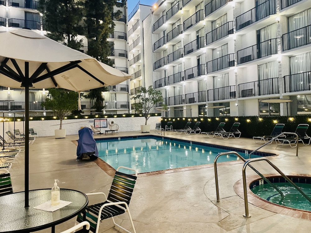 Glendale Express Hotel Los Angeles - featured photo