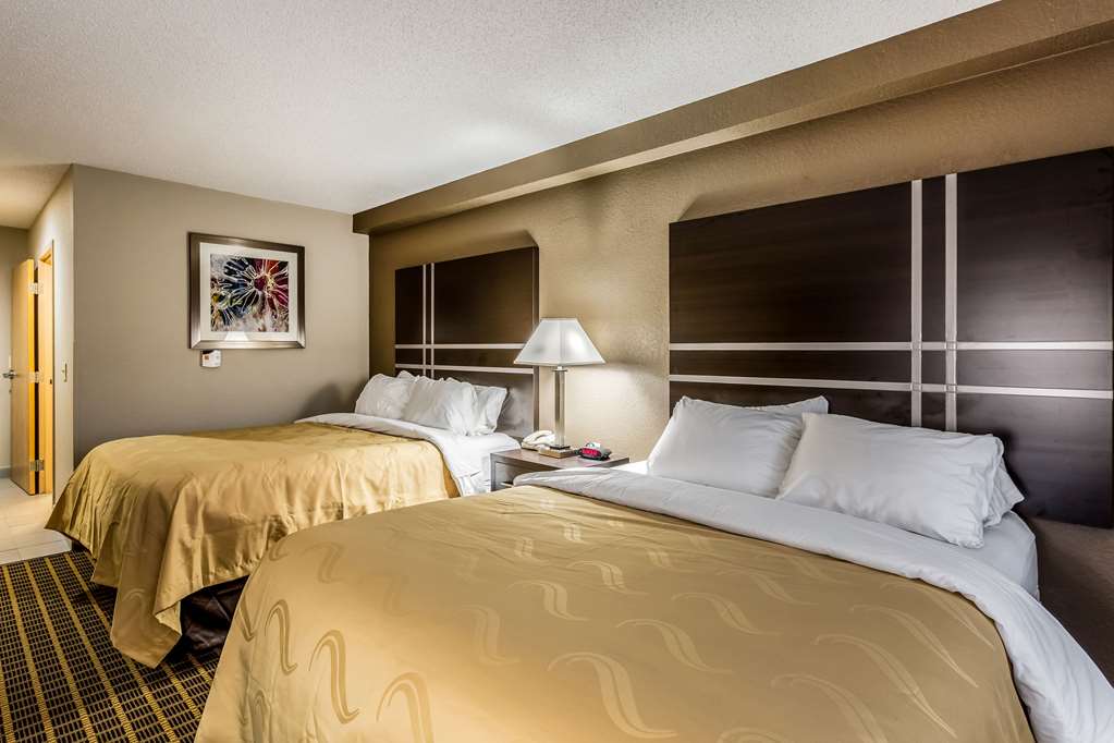 Quality Inn & Suites El Paso I 10 - photo 13