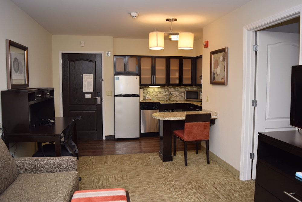 Staybridge Suites Liverpool Syracuse by IHG - photo 32