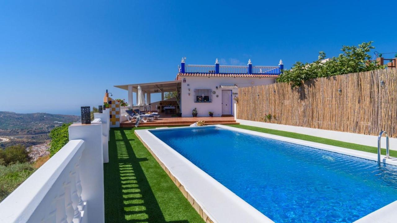 Villa LucA a de Torrox by Ruralidays — 4-Star Luxury Hotel in Torrox, Spain