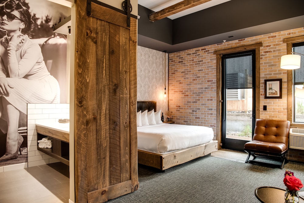 Hotel Crosby - photo 19