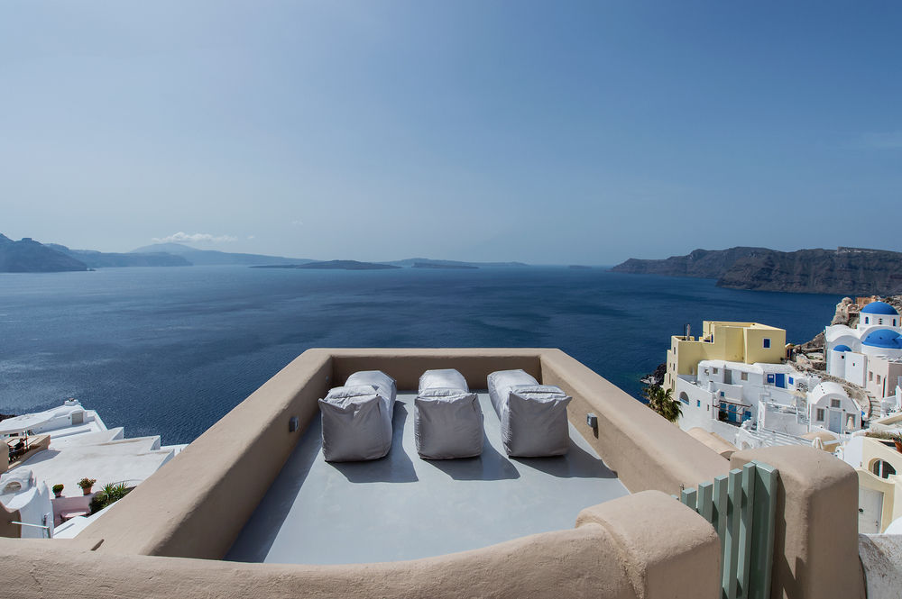 Ammos Oia Mansion — 4-Star Luxury Hotel in Oia, Greece