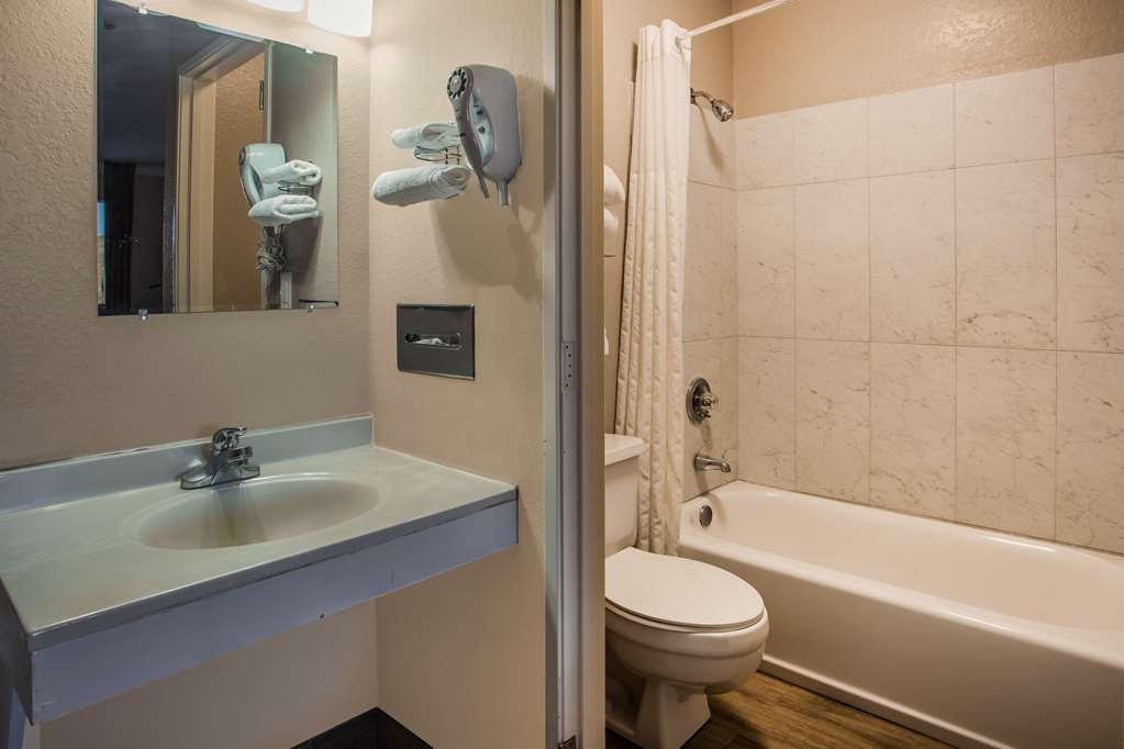 Super 8 by Wyndham Vacaville - photo 12