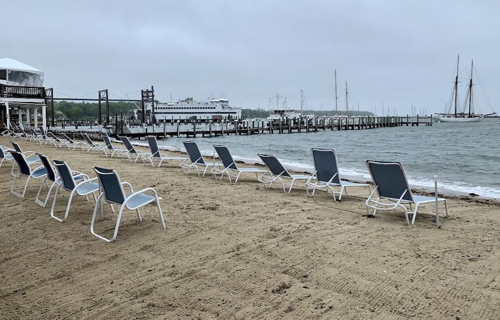 Vineyard Harbor Motel Private Beach - photo 314