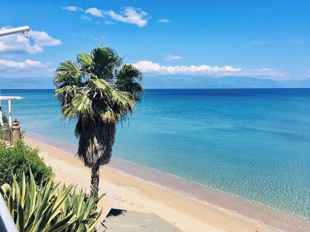 Panorama beach — 4-Star Luxury Hotel in Messini, Greece