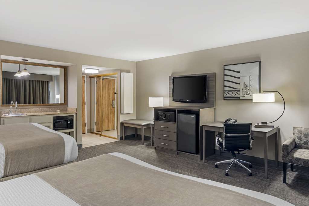 Best Western Plus Executive Inn - photo 30