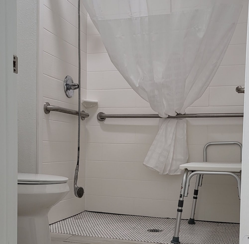 Key West Inn Boaz - photo 25
