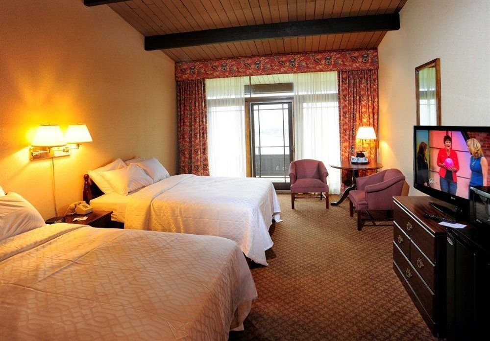 Atwood Lake Resort - photo 2