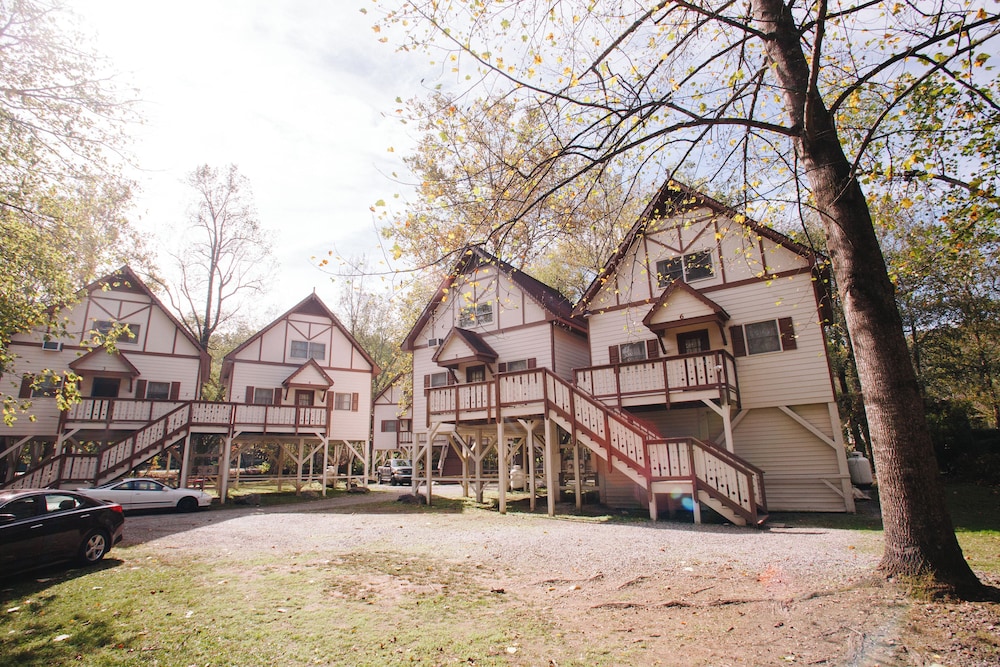 Riverbend Motel & Cabins - photo 7
