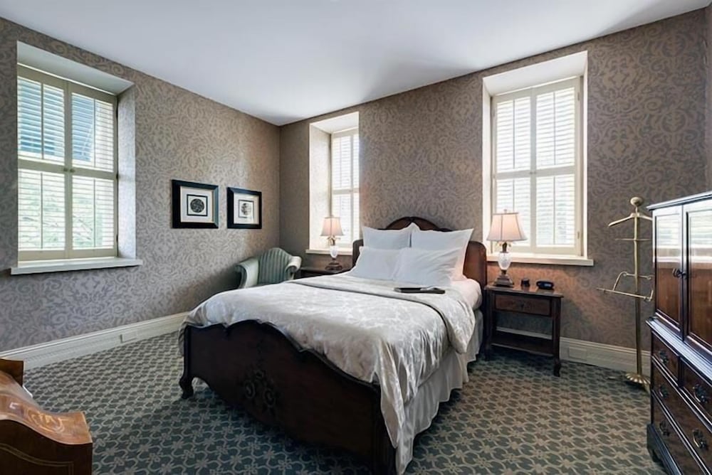 Nicollet Island Inn - photo 13