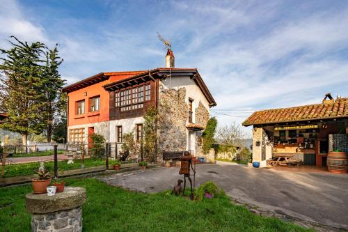 La Casina Del Fresnu in Villaviciosa, Spain