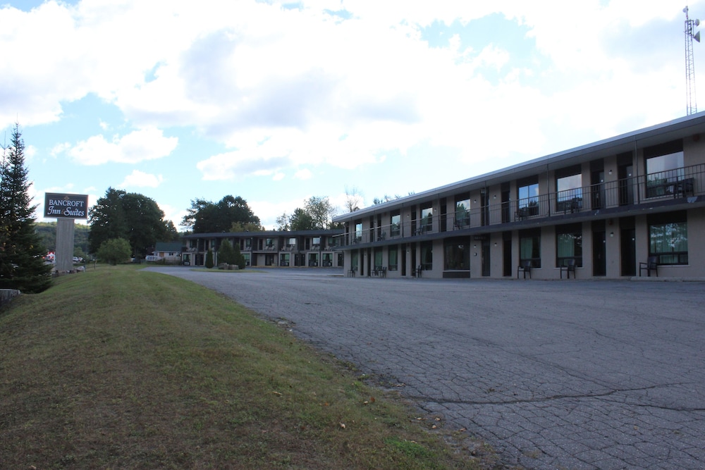 Bancroft Inn & Suites in Bancroft, Canada