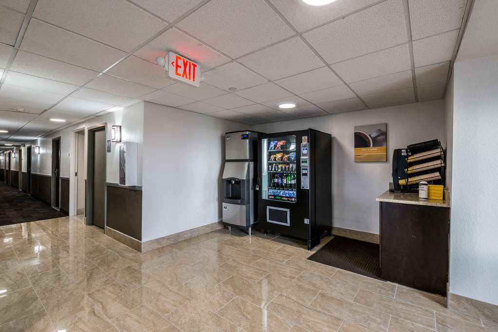 Motel 6 Peoria IL - photo 30