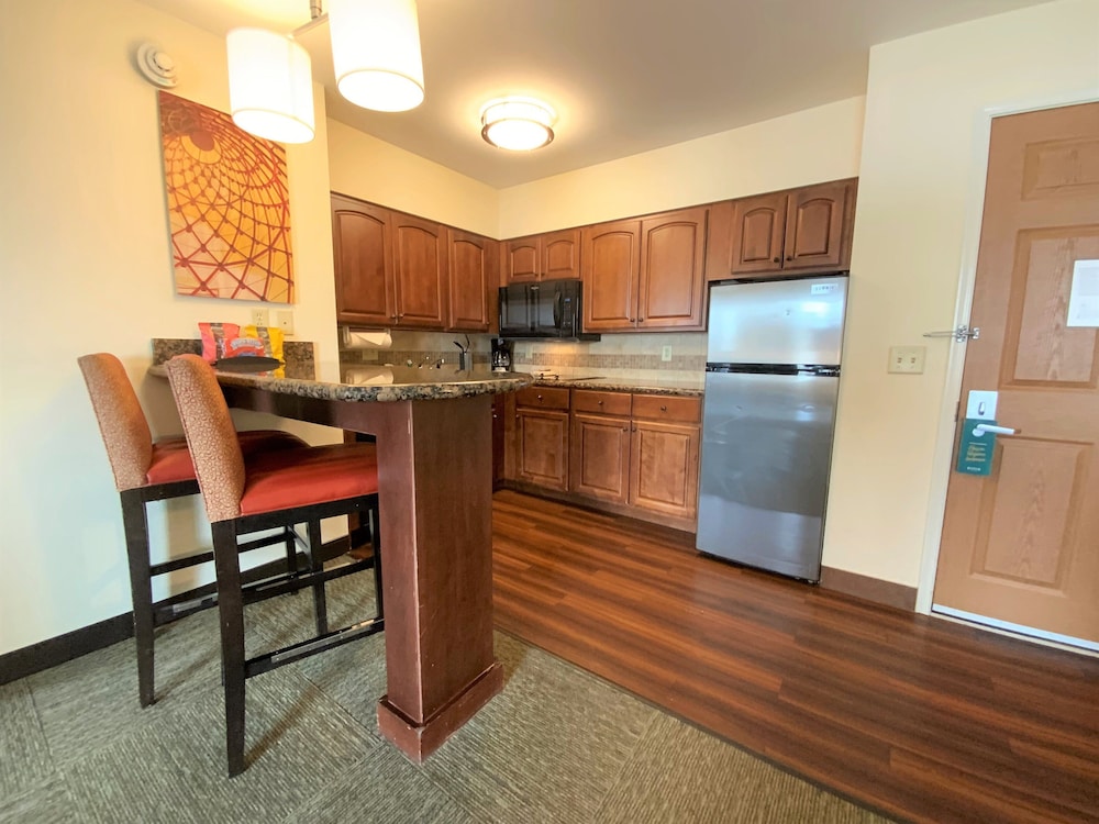 Staybridge Suites Great Falls by IHG - photo 45