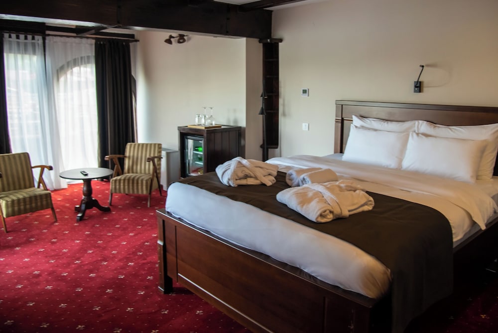 Bahus Inn — Belgrade — photo 4