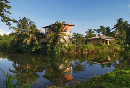 EKUKU lake houses in Unawatuna, Sri Lanka