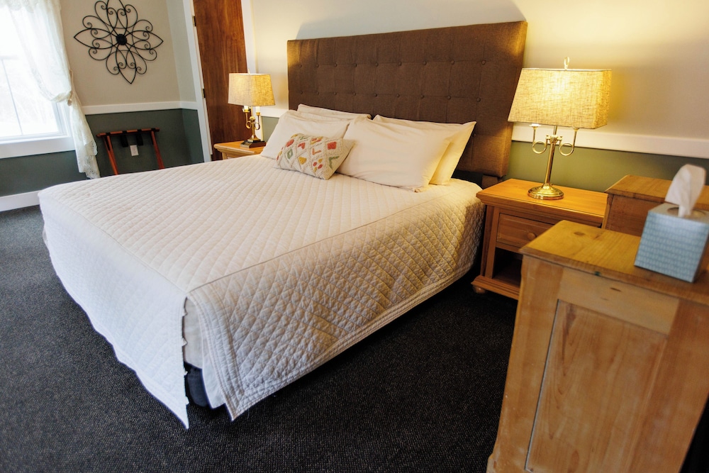 The Inn on Newfound Lake - photo 4