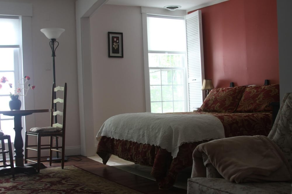 Tilton Inn - photo 22