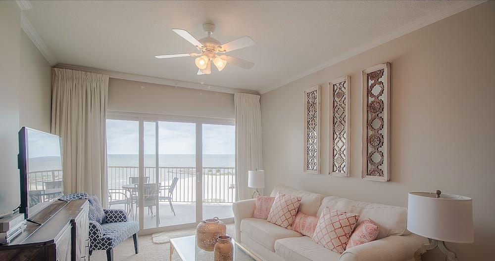 Sea Breeze 709 Deluxe — 4-Star Luxury Hotel in Biloxi, United States