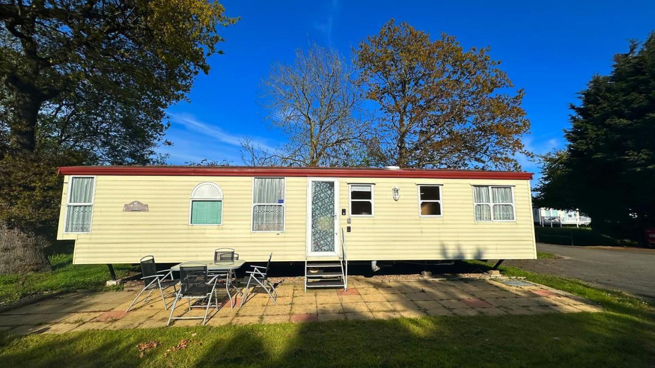 Getaway House — 4-Star Luxury Hotel in Clacton-On-Sea, United Kingdom