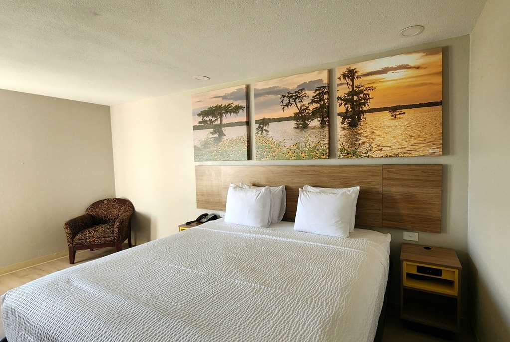 Days Inn by Wyndham Lafayette Scott — hotel in Scott